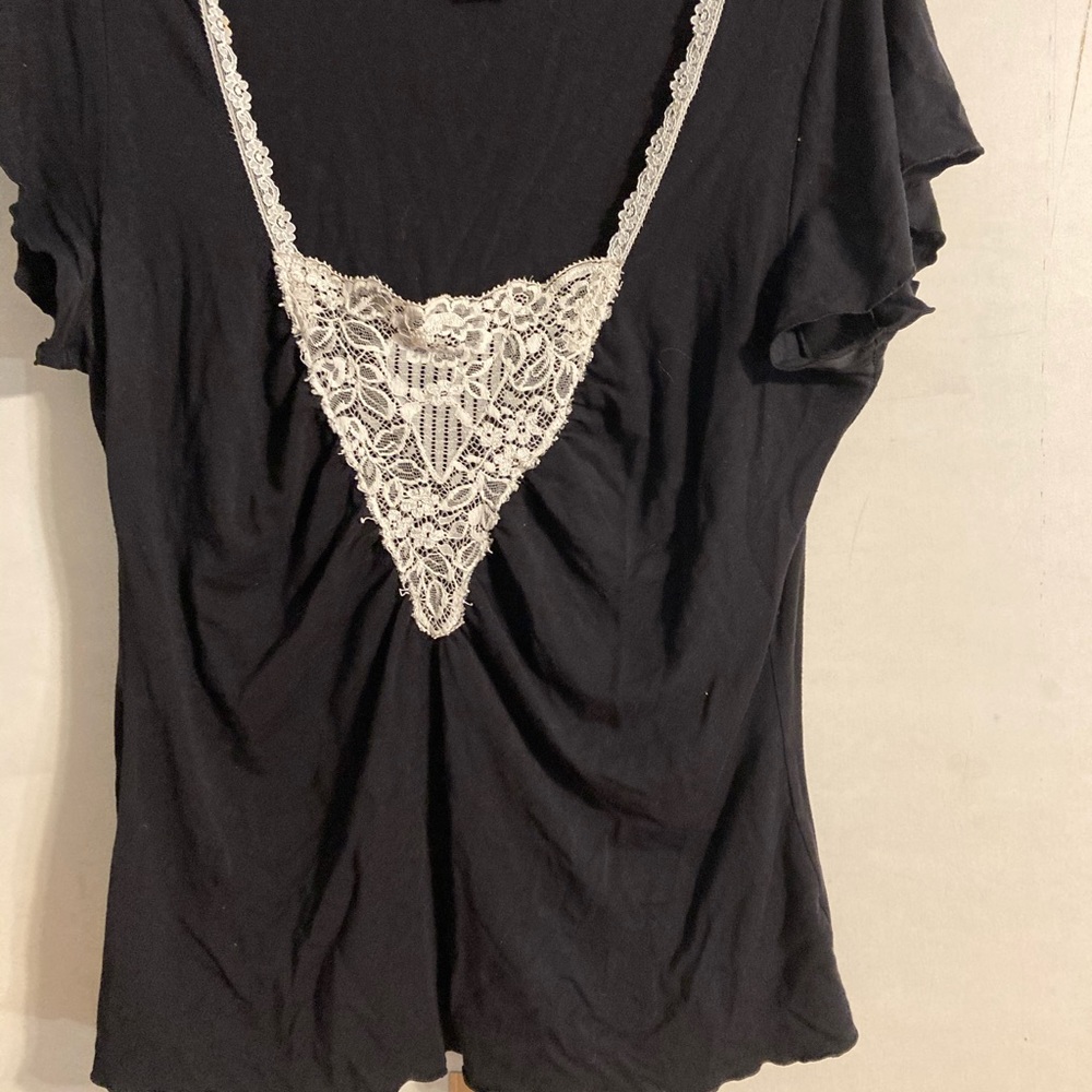 Hanky panky blouse large great fit flattering